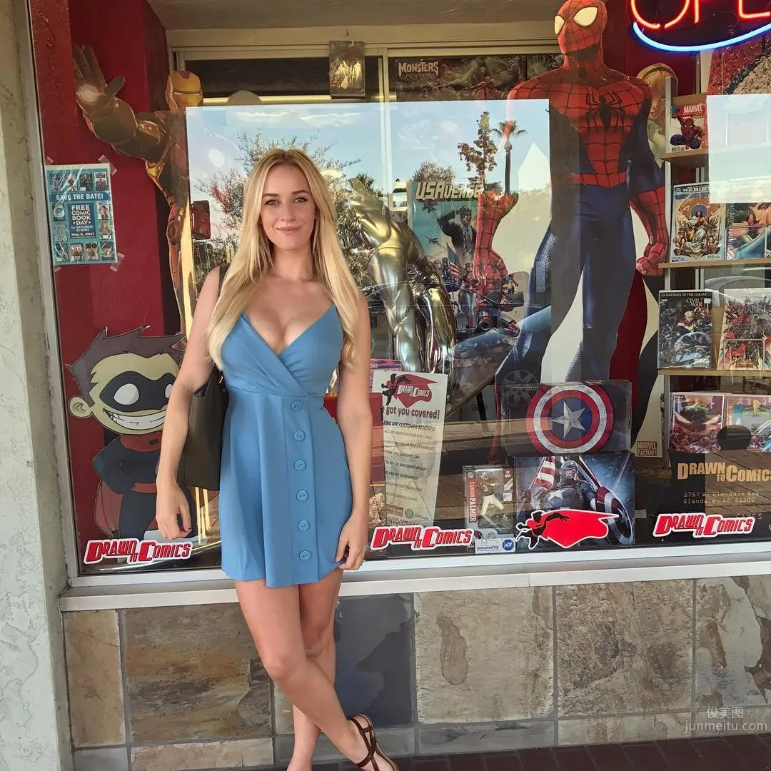 Paige Spiranac - The Sexiest Golfer photo 15