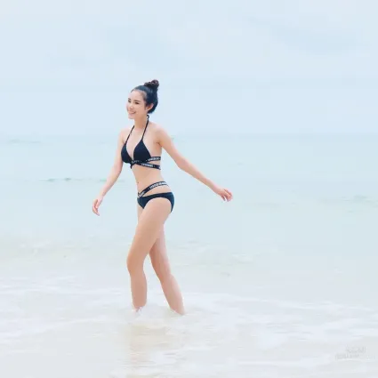 泰国美人Fah Babie 气质动人明艳照人