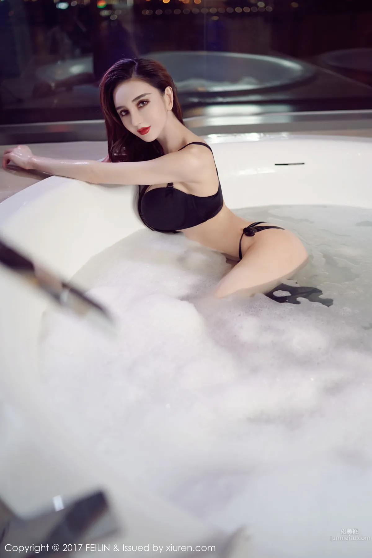 小帝姬玲珑别致 兔女郎网袜美腿_37