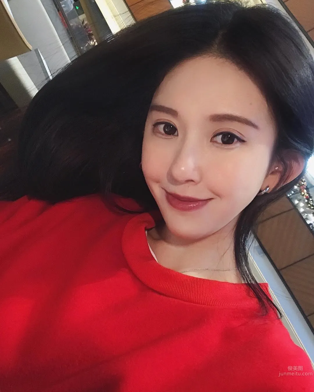 'Mingdao Campus Beauty' Evolved Even More After Graduation, So Hot Fans Shout No No! photo 27