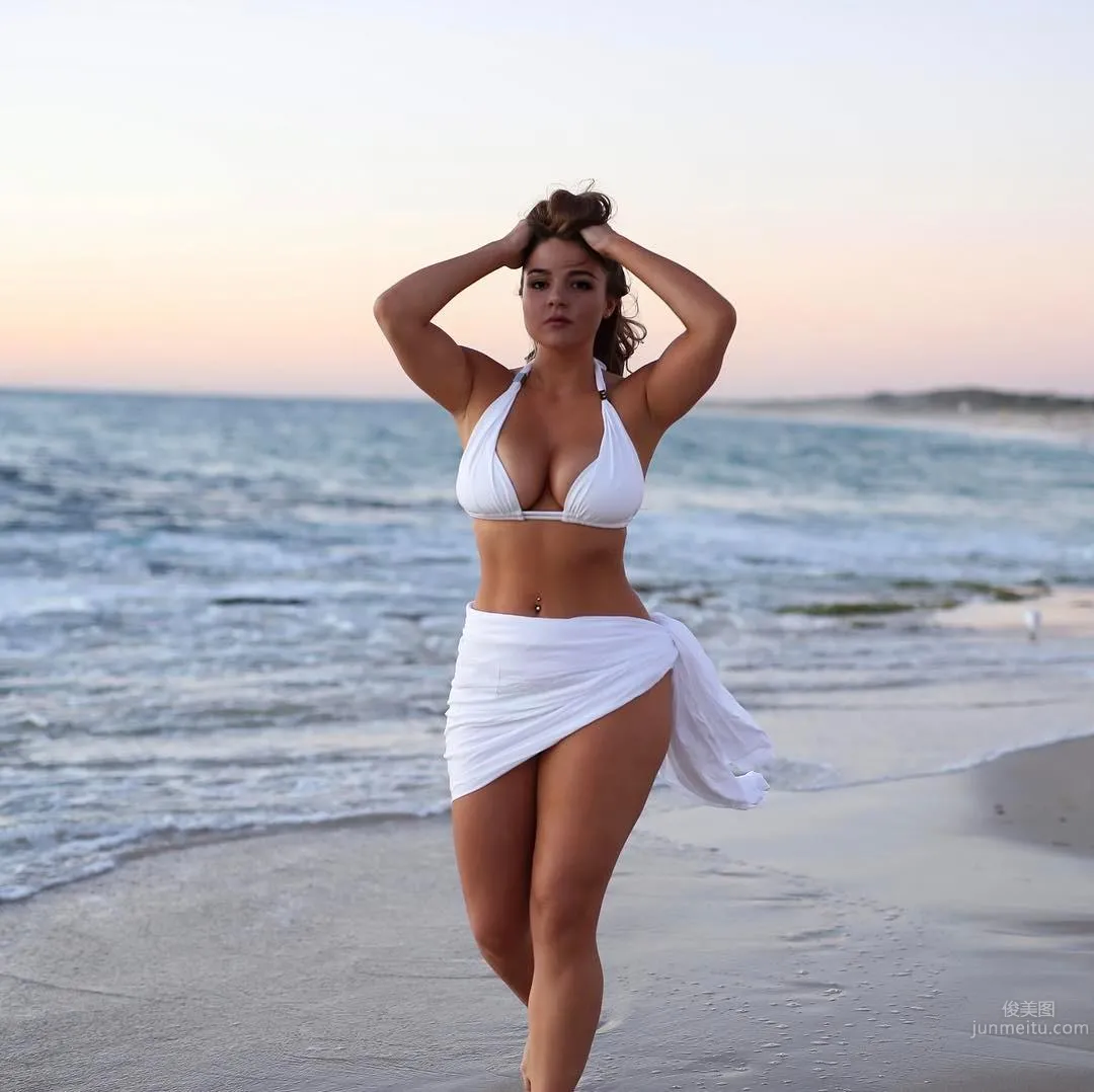 Jem Wolfie - Australian Basketball Star with Big Breasts and Curves photo 19