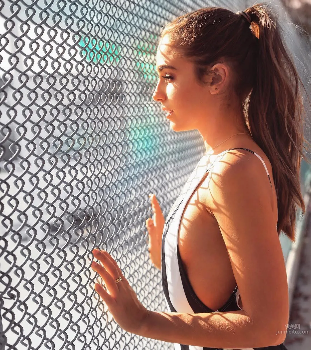 Rachel DeMita- 顔藝俱佳的美女籃球主播 42