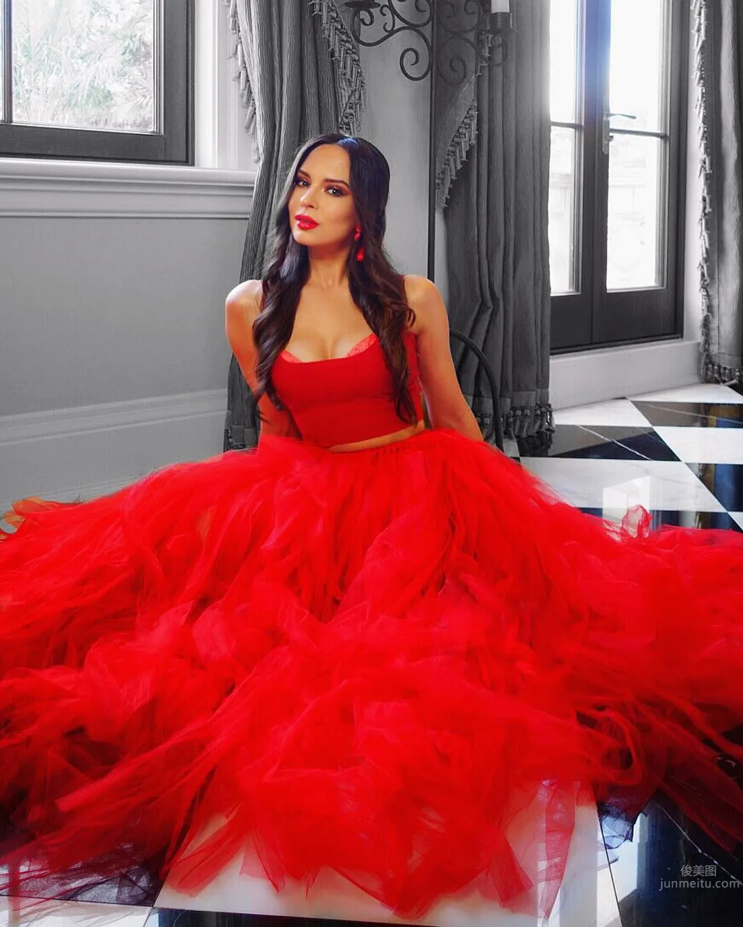 Lola Astanova, Beautiful Pianist Private Shoot photo 31