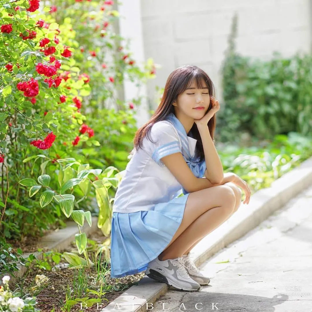 South Korean Goddess Lim Sola, Beautiful Temperament and Sky-High Long Legs photo 46