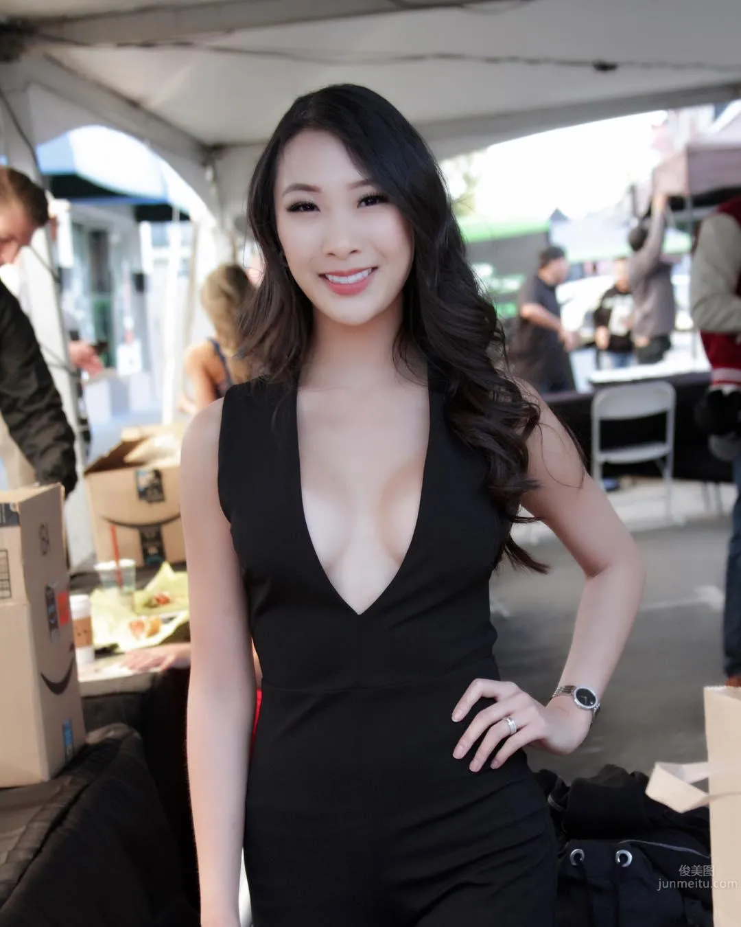 超火辣极致美体「Nicky Park」！沙滩上最美的风景！_15