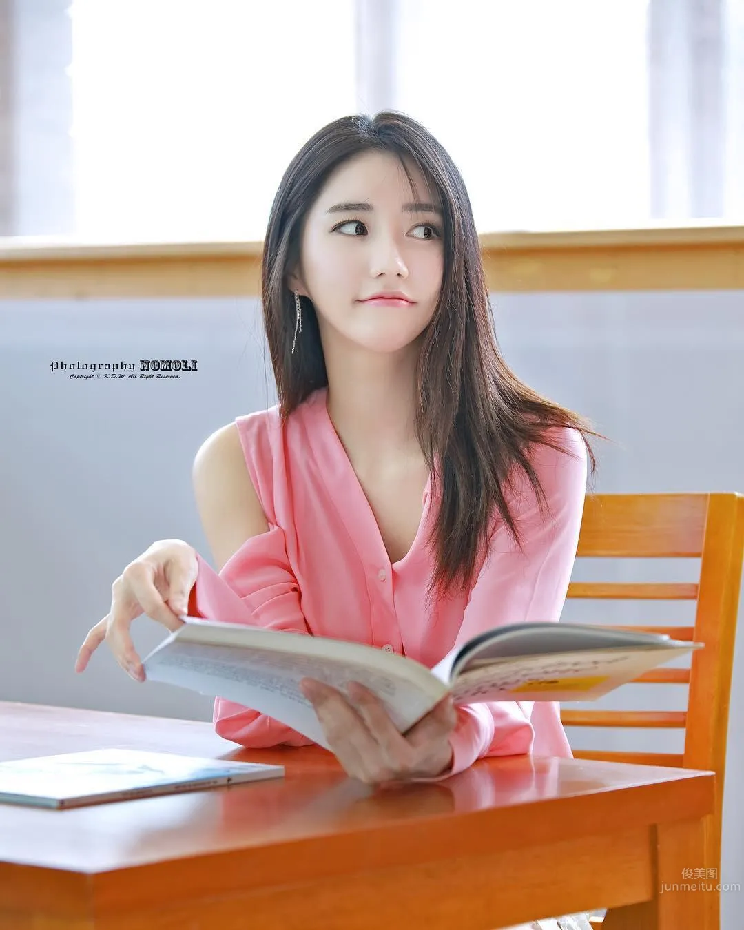 South Korean Goddess Lim Sola, Beautiful Temperament and Sky-High Long Legs photo 14