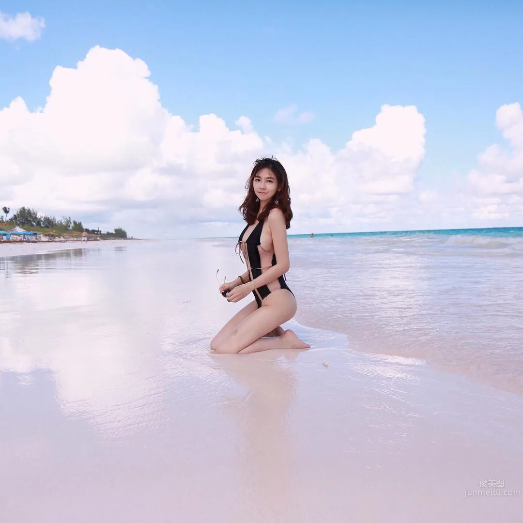 留美神級正妹「Cindy Huang」微甜又帶點兇！ 19