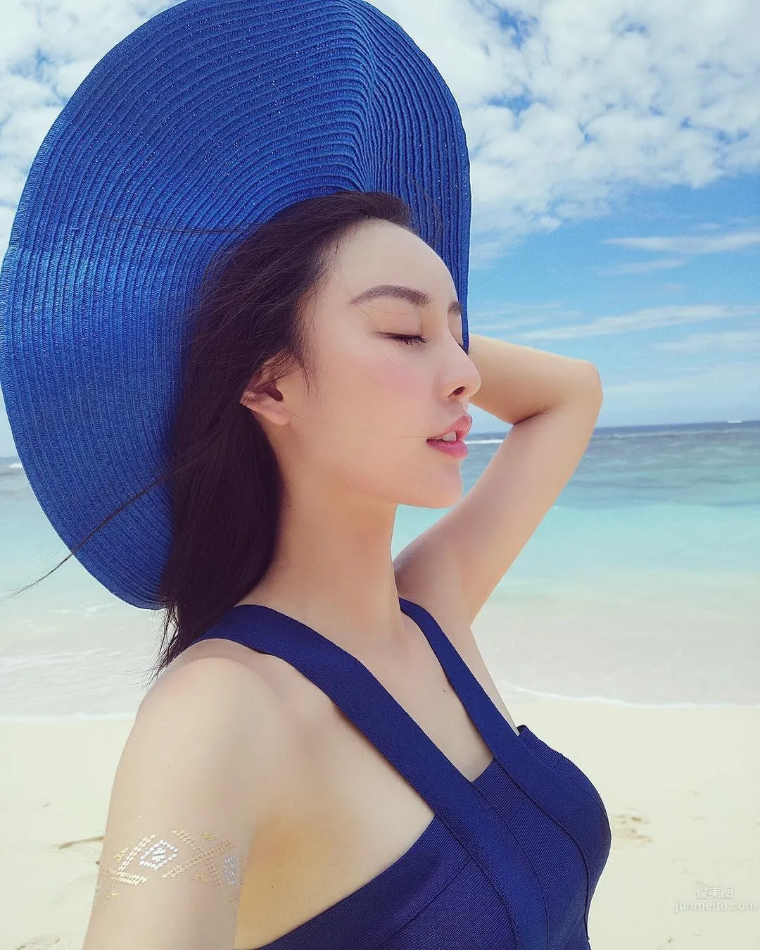 Zhao Shasha, Bikini Hot Photos So Beautiful They Make You Want to Propose photo 6