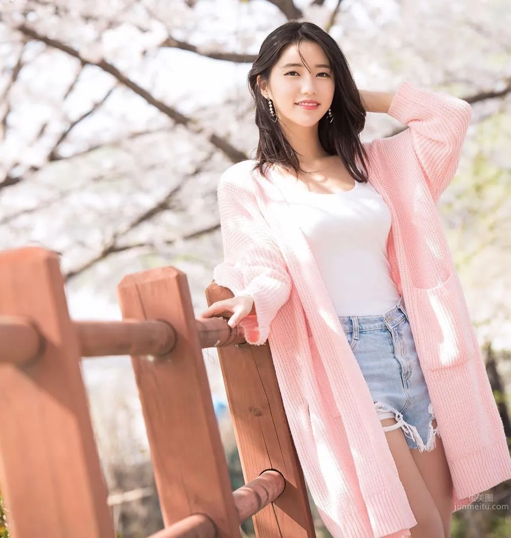South Korean Goddess Lim Sola, Beautiful Temperament and Sky-High Long Legs photo 38