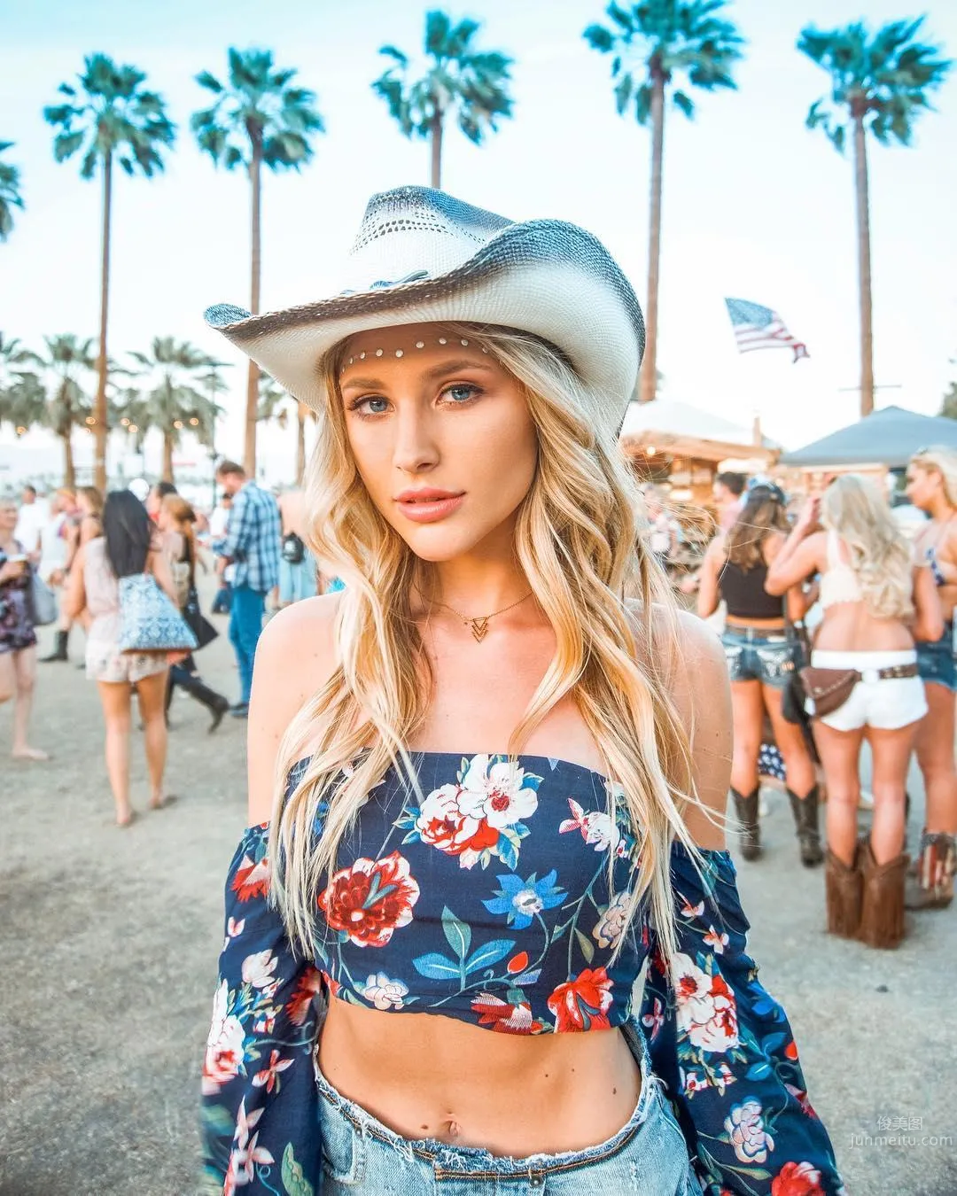 Liberty Netuschil, Top Blogger Beauty photo 17