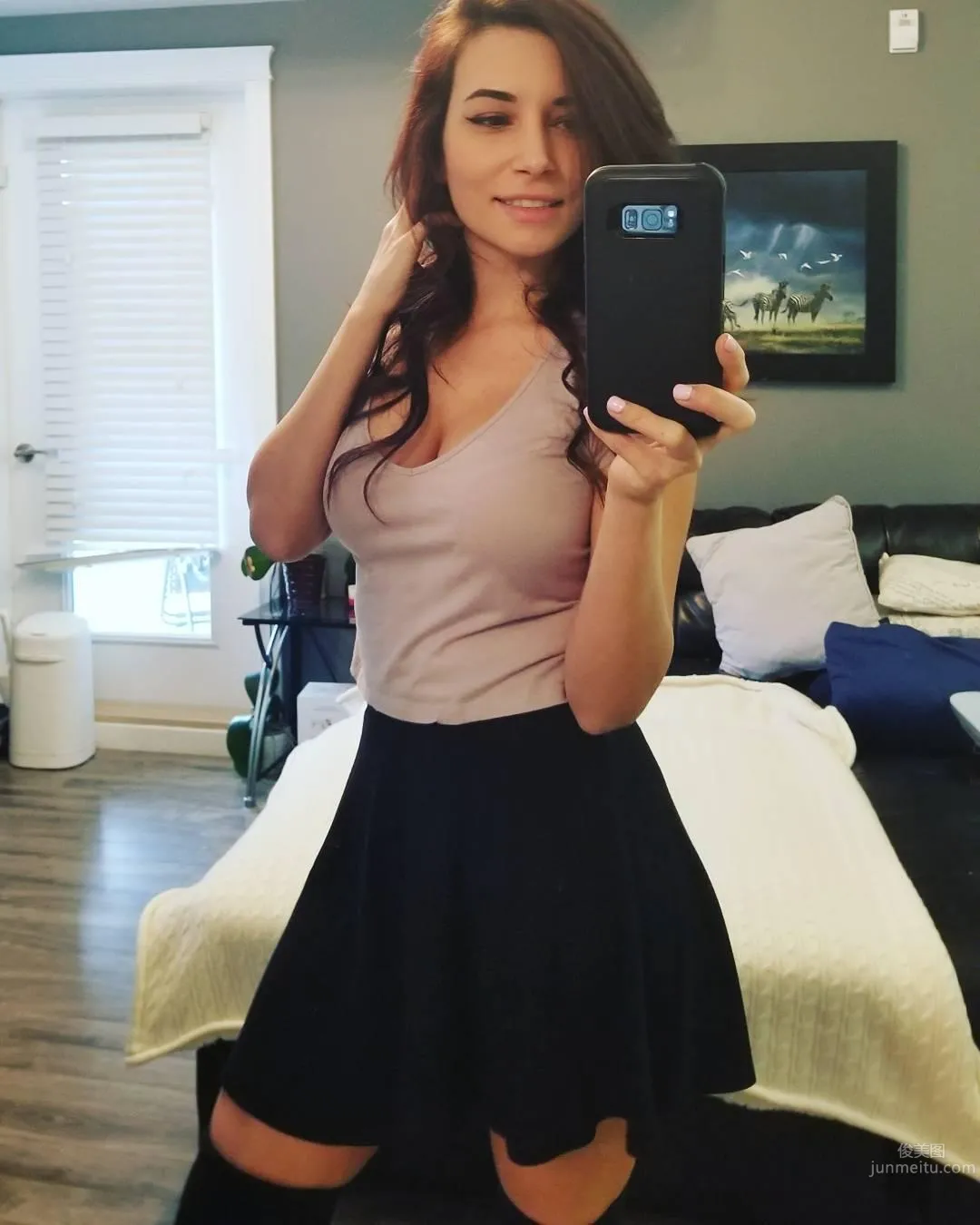 Want to Battle Together! Video Game Streamer Girl "Alinity Divine" Fresh and Natural photo 17