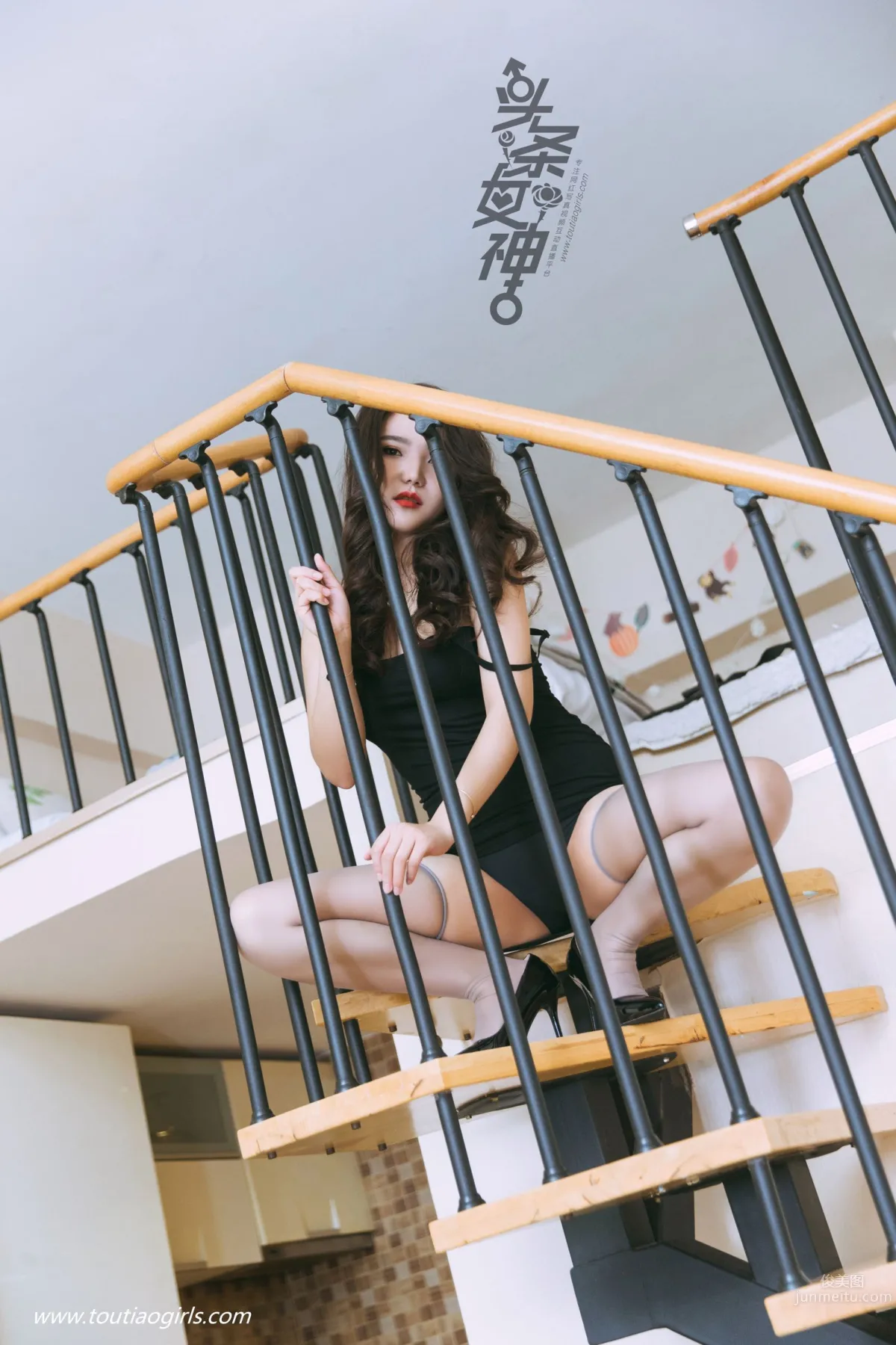 Tang Yaner - Honey Mature Woman 1: Born Fifty Shades of Grey photo 6