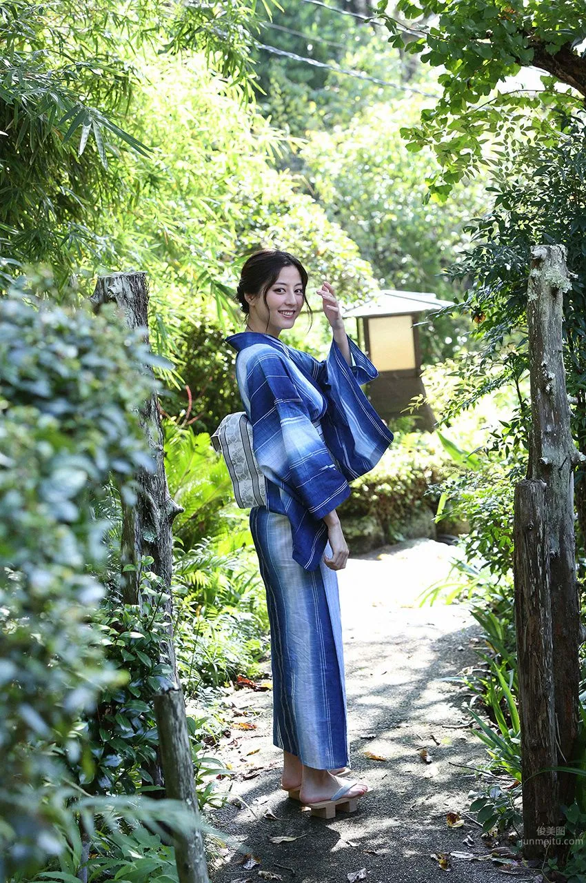 Yumi Sugimoto - [WPB-net] No.187-8 Adult Weekend photo 6