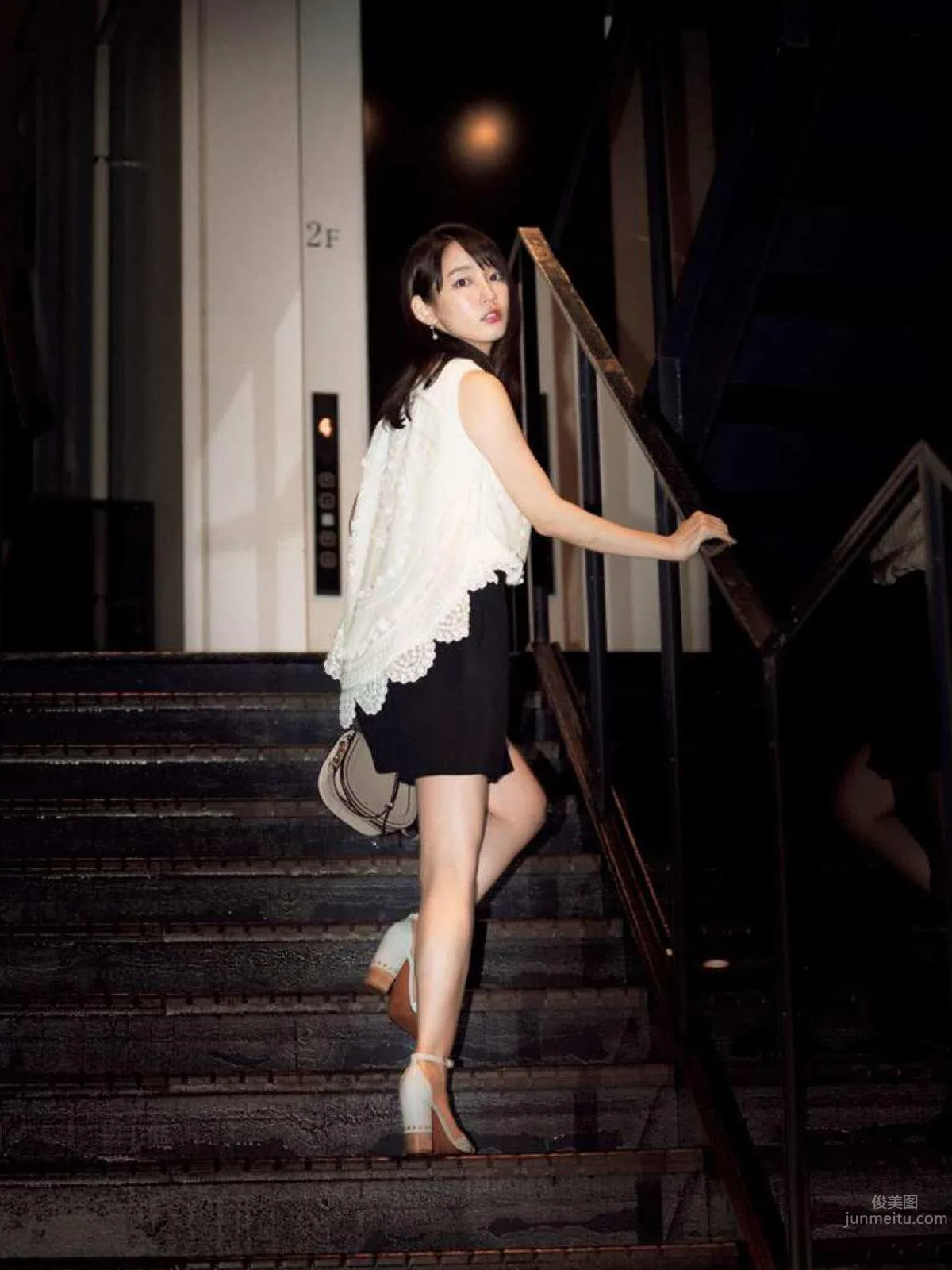 Riho Yoshioka - 2018 Weekly Playboy News Photos photo 64