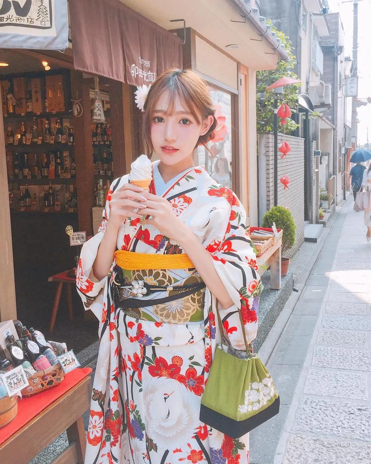 Kaohsiung Goddess Bi Bier, Sweet Schoolgirl Appears photo 4
