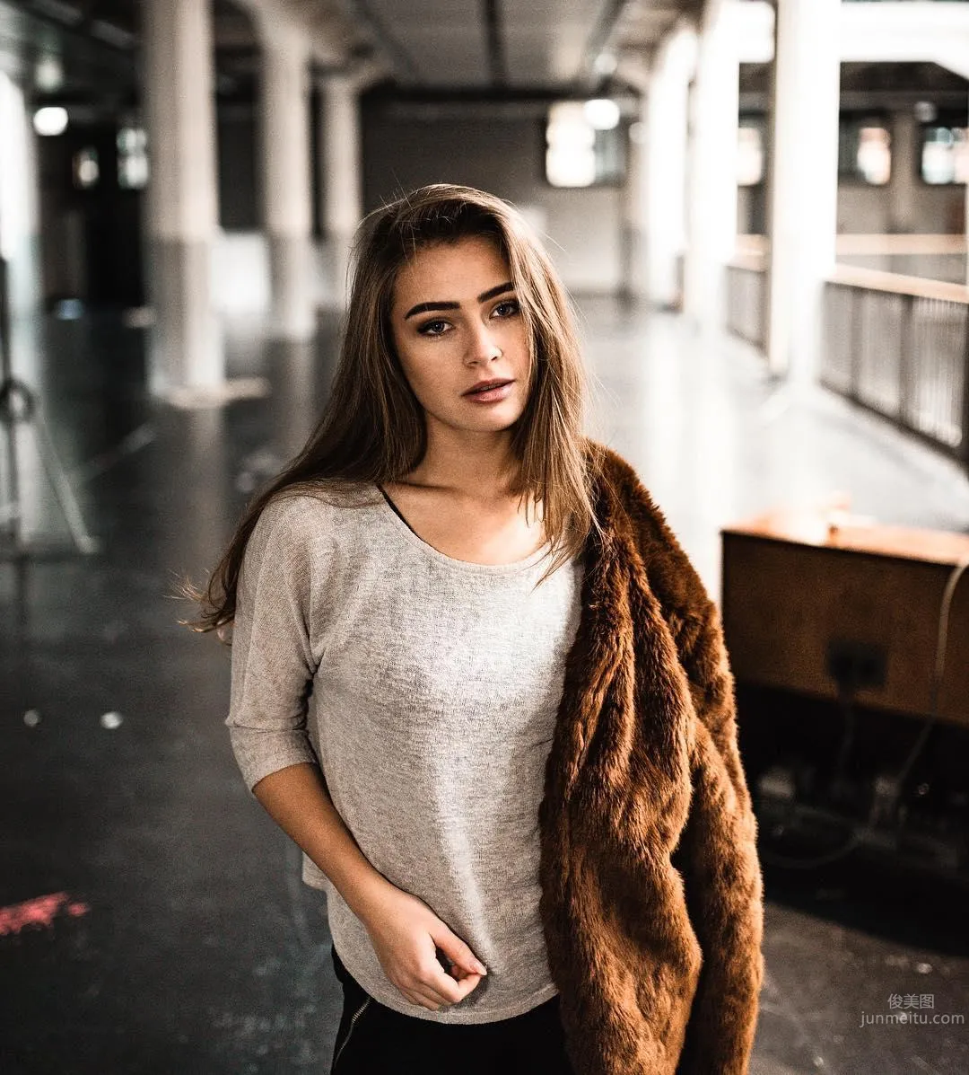 Angel Face Beauty "Anna Von Klinski" Charming Electric Eyes Ultimate Charm photo 13