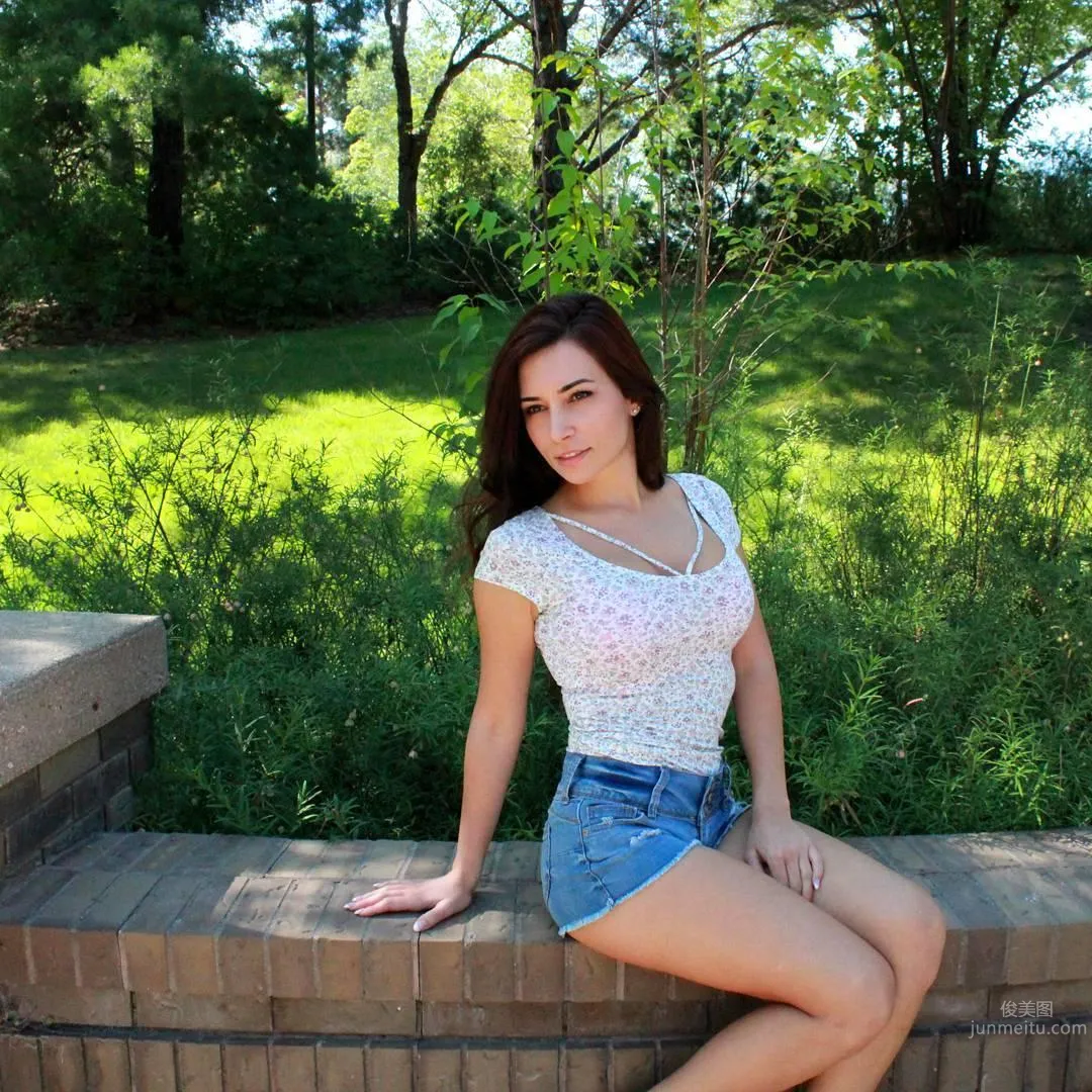 Want to Battle Together! Video Game Streamer Girl "Alinity Divine" Fresh and Natural photo 10