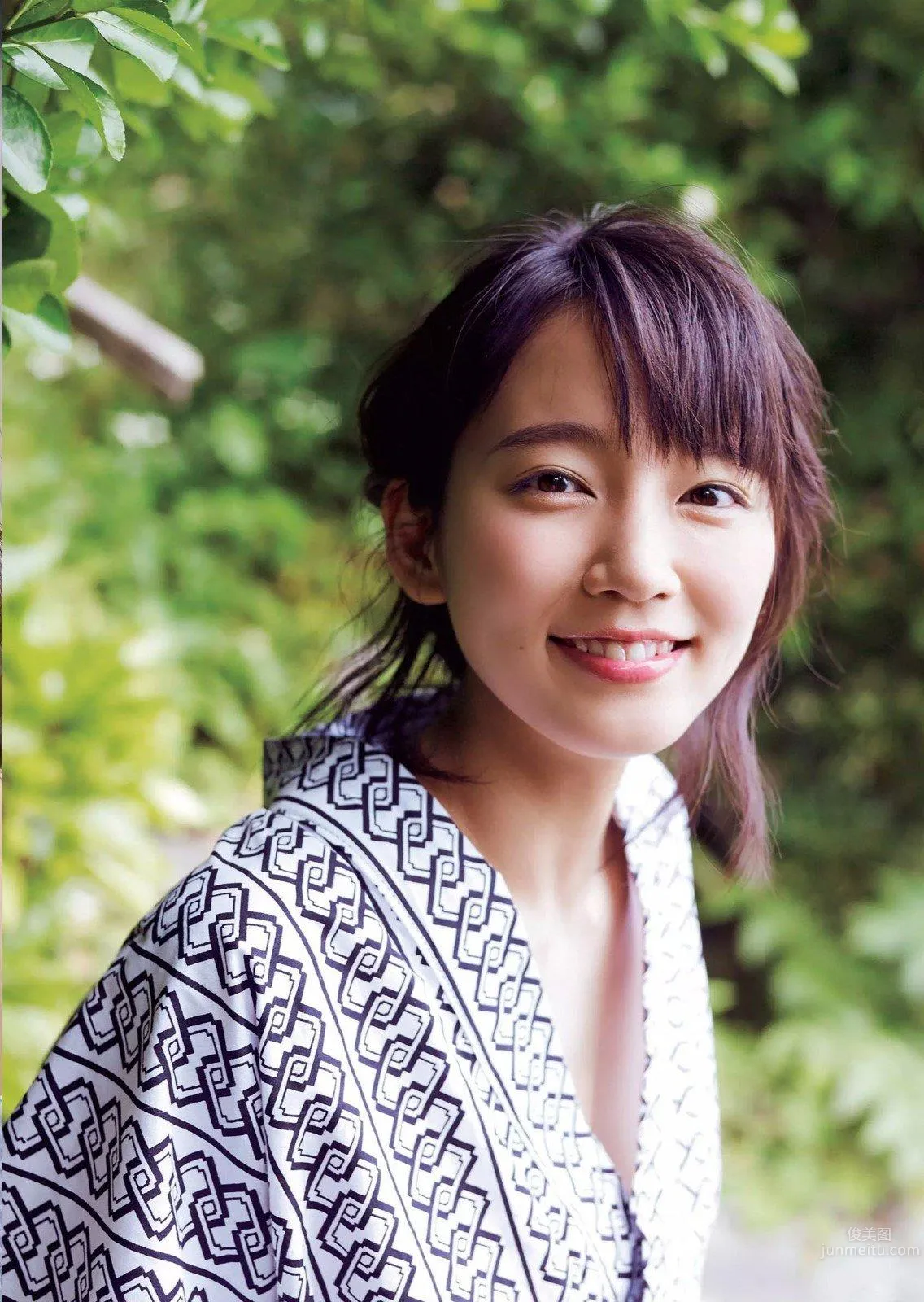 Riho Yoshioka - 2018 Weekly Playboy News Photos photo 29
