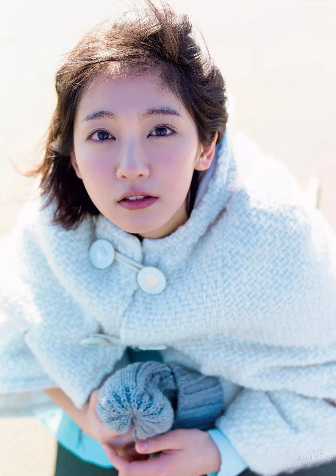 Riho Yoshioka - 2018 Weekly Playboy News Photos photo 27