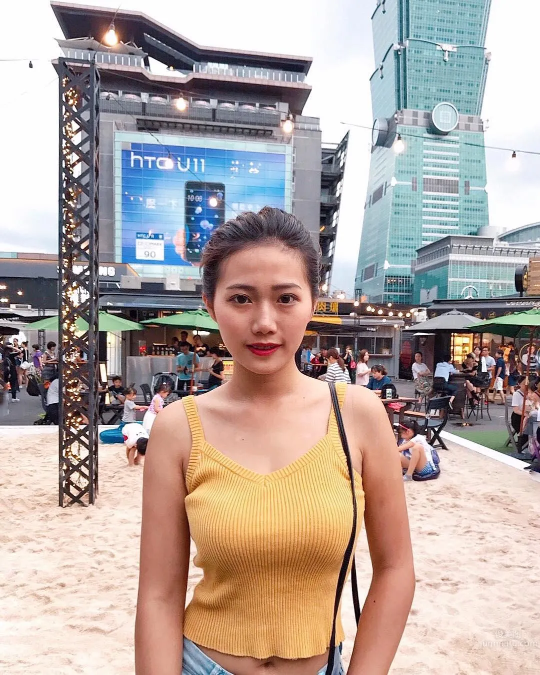 台灣素人正妹陳靖媛 渾圓碗波與結實蜜臀 8