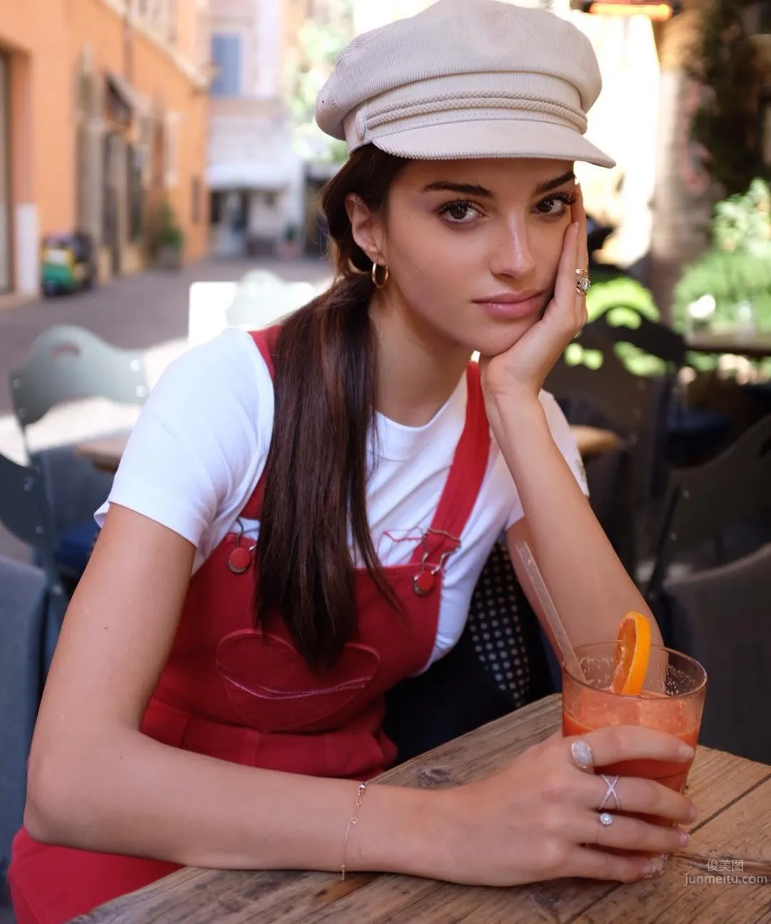 Gabrielle Caunesil- 超模的法式夏日_12