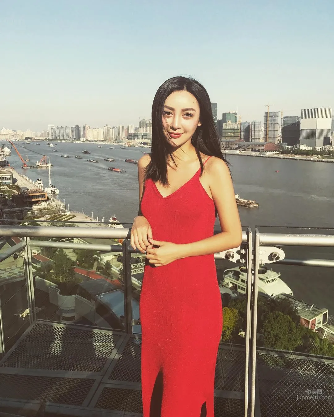 赵沙沙- 比基尼辣照美到想让人求婚_8