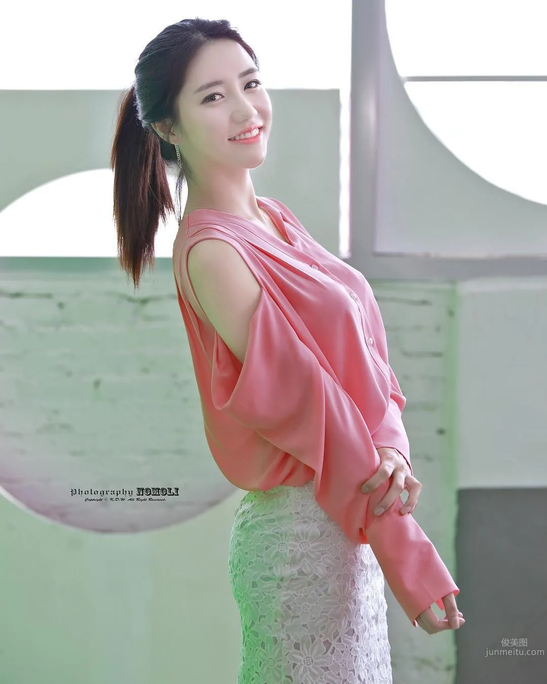 South Korean Goddess Lim Sola, Beautiful Temperament and Sky-High Long Legs photo 12