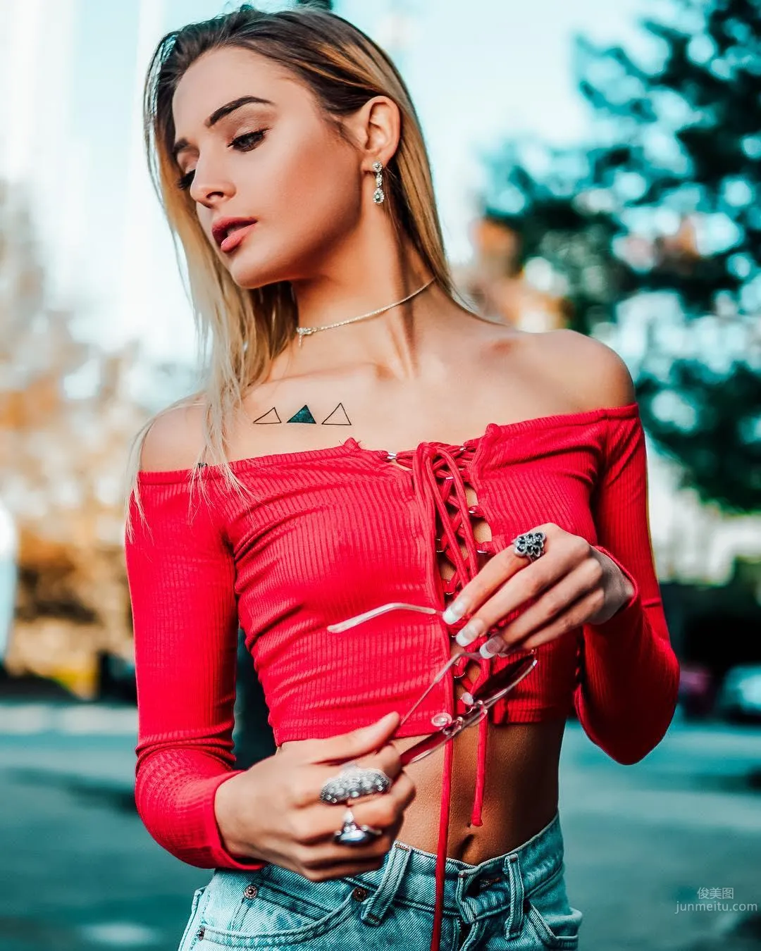 Beauty Wins Completely! Elegant Beauty Meaghann Appling Sexy Charm Erupts photo 16