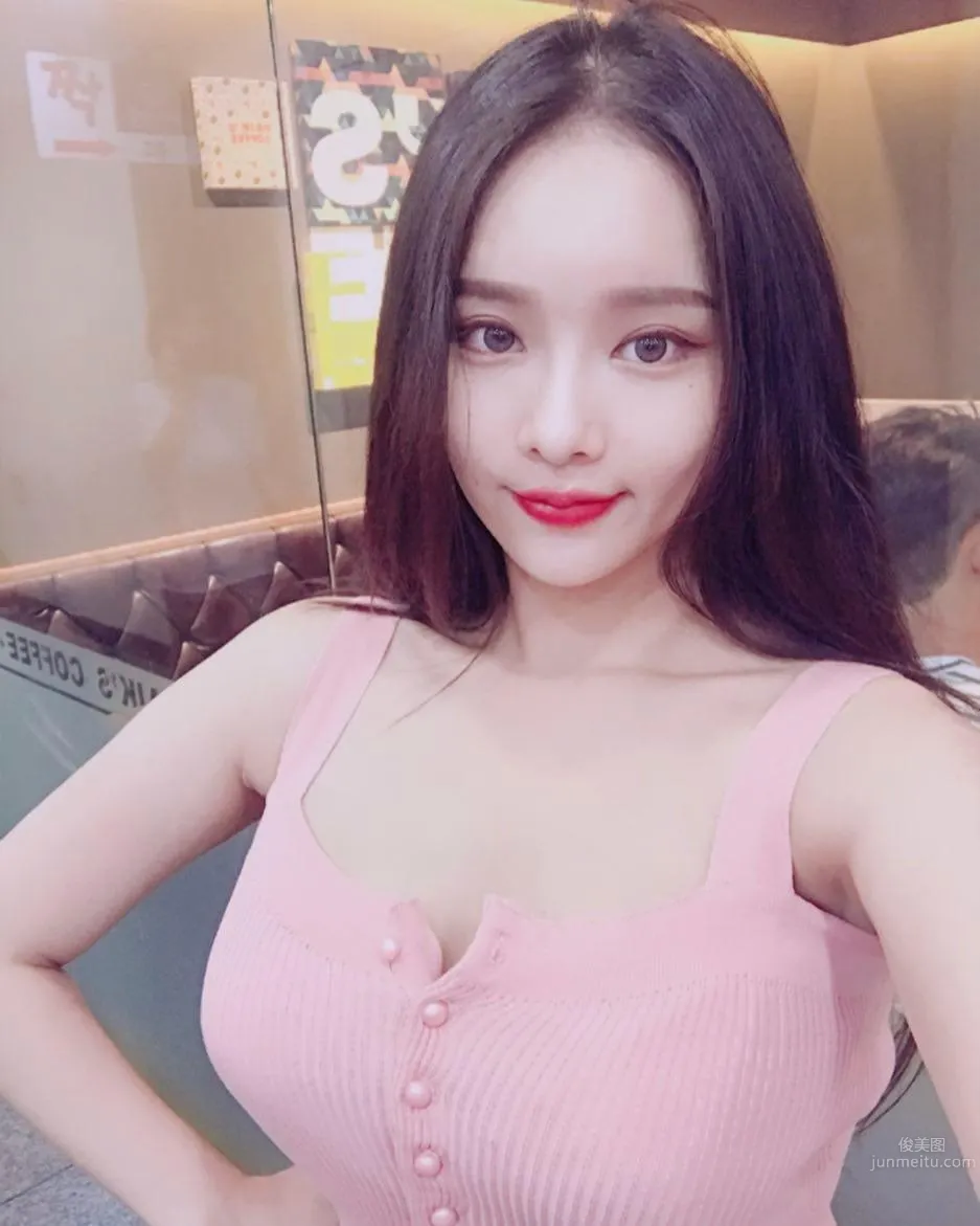 韩国网拍正妹jeee622 波涛胸涌敲碎你的心_0