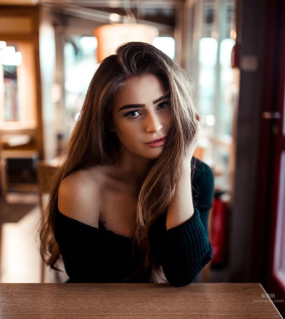 Angel Face Beauty "Anna Von Klinski" Charming Electric Eyes Ultimate Charm photo 15