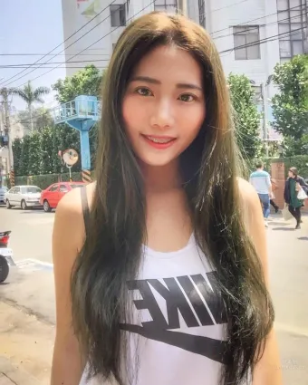 台灣素人正妹陳靖媛 渾圓碗波與結實蜜臀