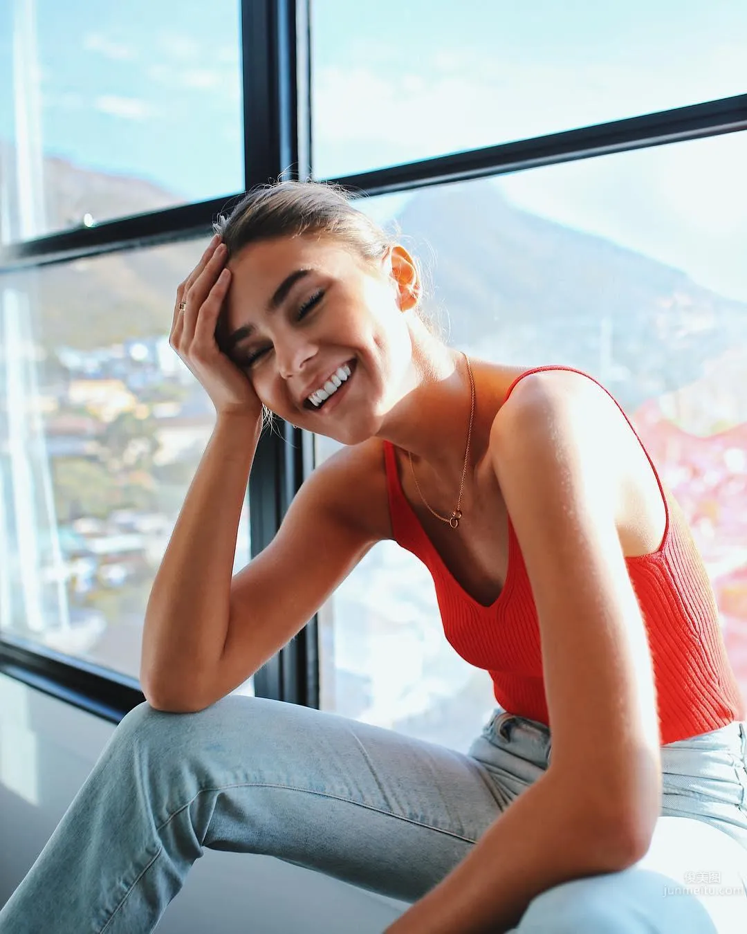 Elegant Sweetheart Stefanie Giesinger, Missing Lower Body, Heavenly Long Legs Revealed photo 24