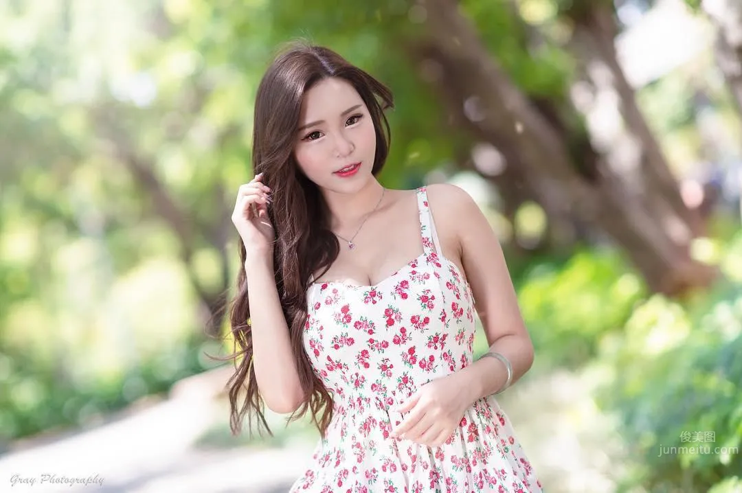 Jin Yuen: Photo Set 2022 photo 35