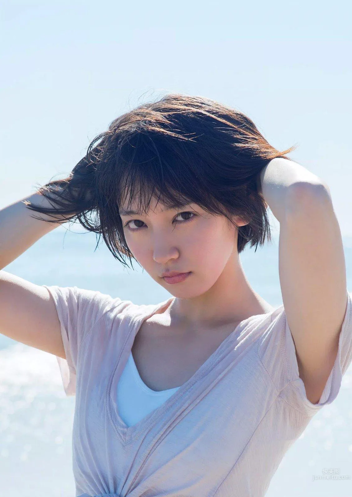 Riho Yoshioka - 2018 Weekly Playboy News Photos photo 47