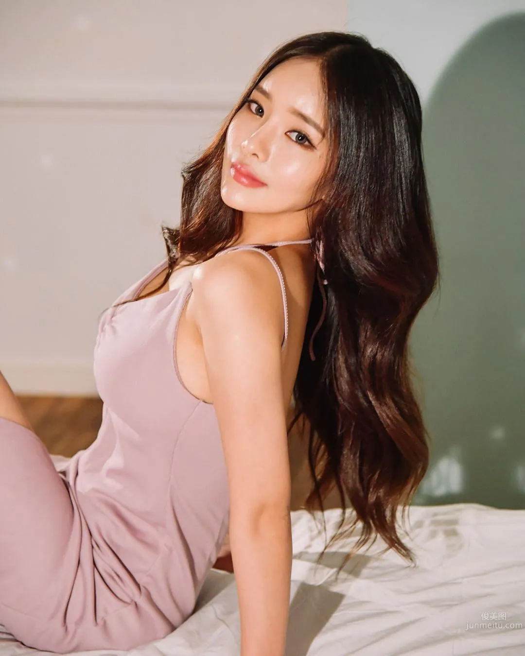Korean Online Shop Beauty jeee622, Surging Waves Crush Your Heart photo 14