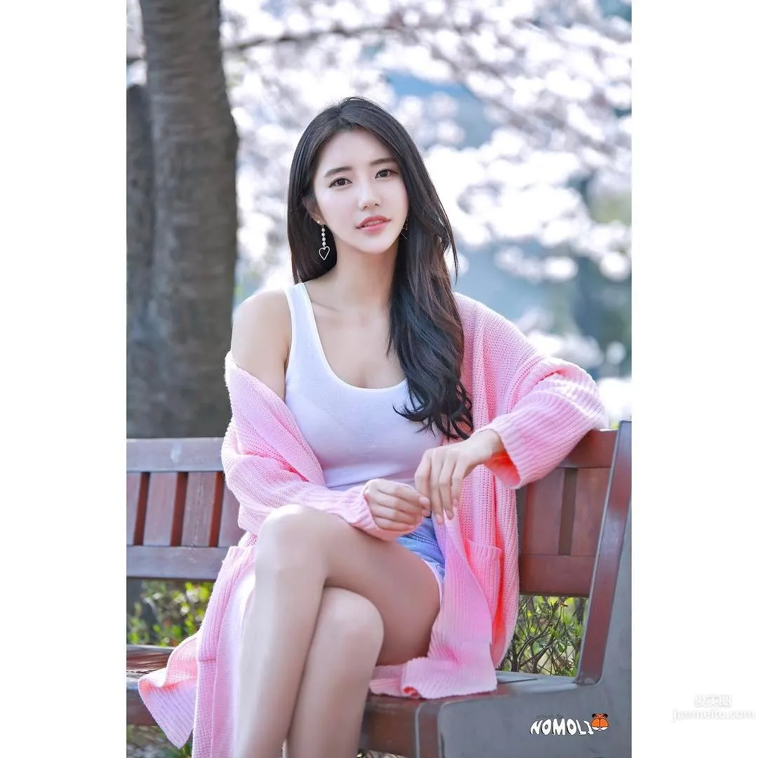 South Korean Goddess Lim Sola, Beautiful Temperament and Sky-High Long Legs photo 3