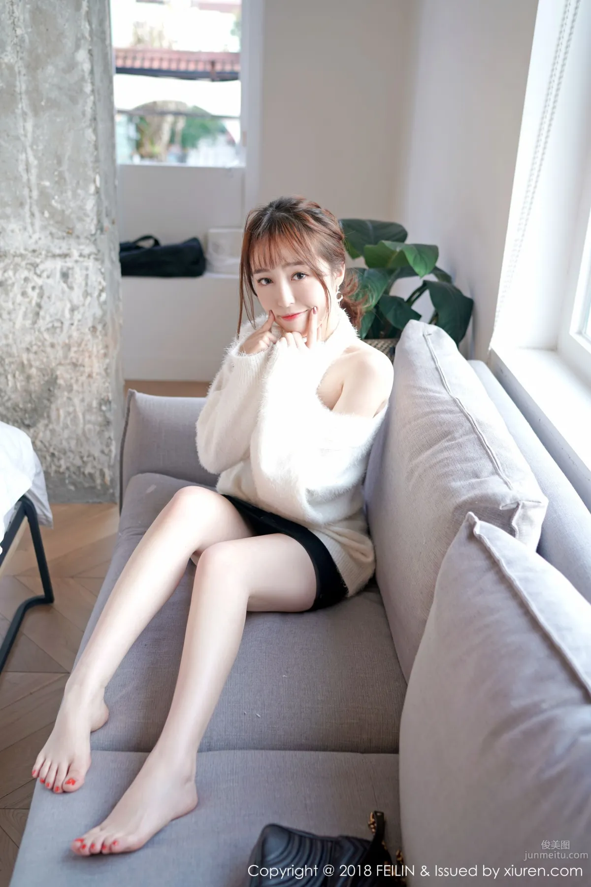 Pure Girl Huang Yiqing, Sweet and Fresh Snow-White Skin photo 4