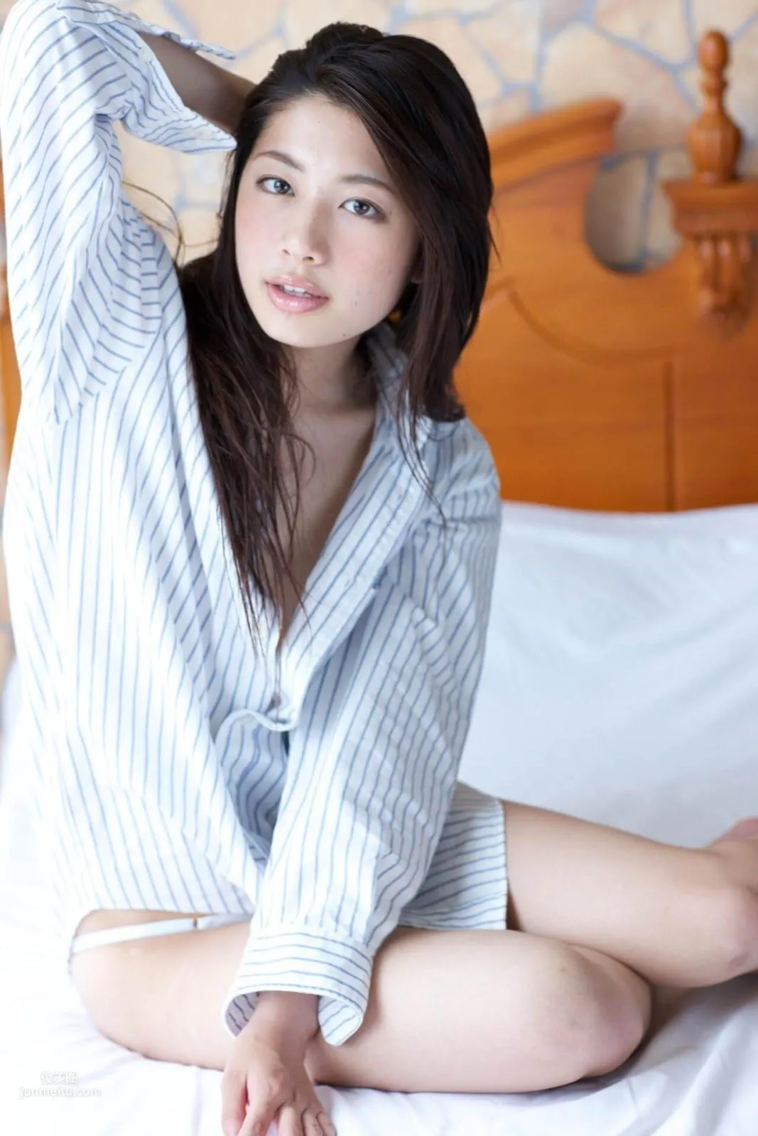 Misaki Komatsu, Former Weather Girl Bikini Photos photo 11