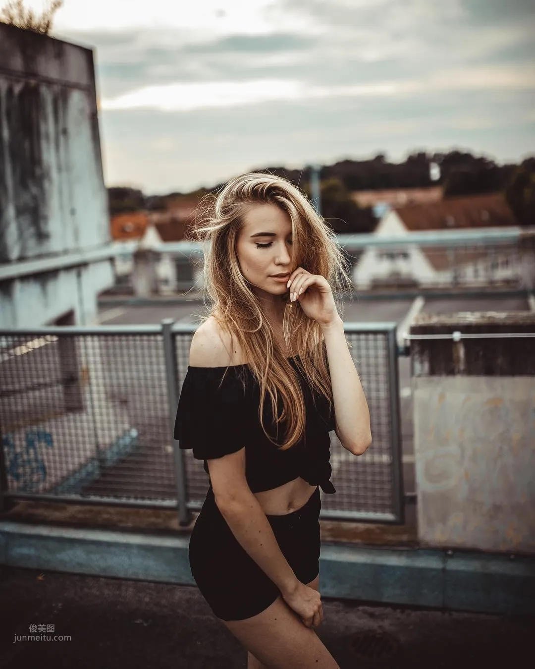 In Love! Beautiful Girl "Selina Kohler" Stunning Angel Face Captivates Netizens' Hearts photo 12