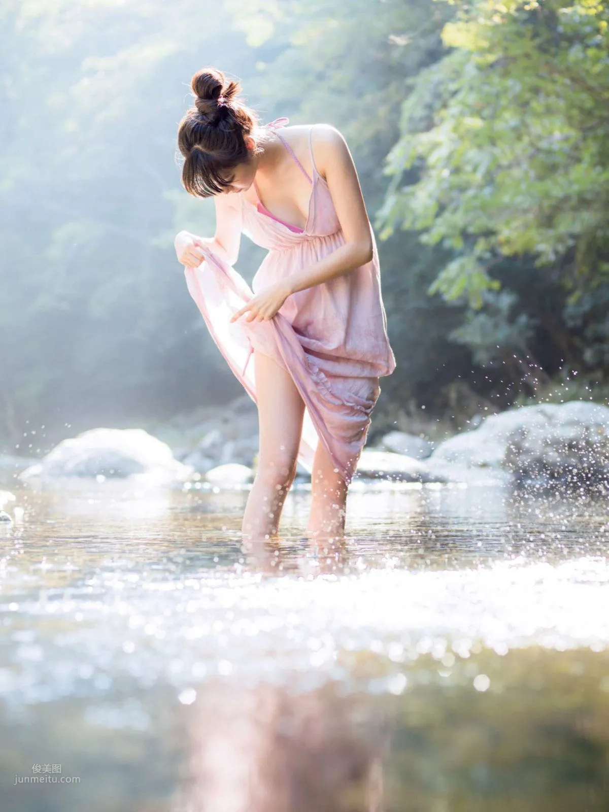 Yua Shinkawa, 2018 Weekly Playboy News Photos photo 6