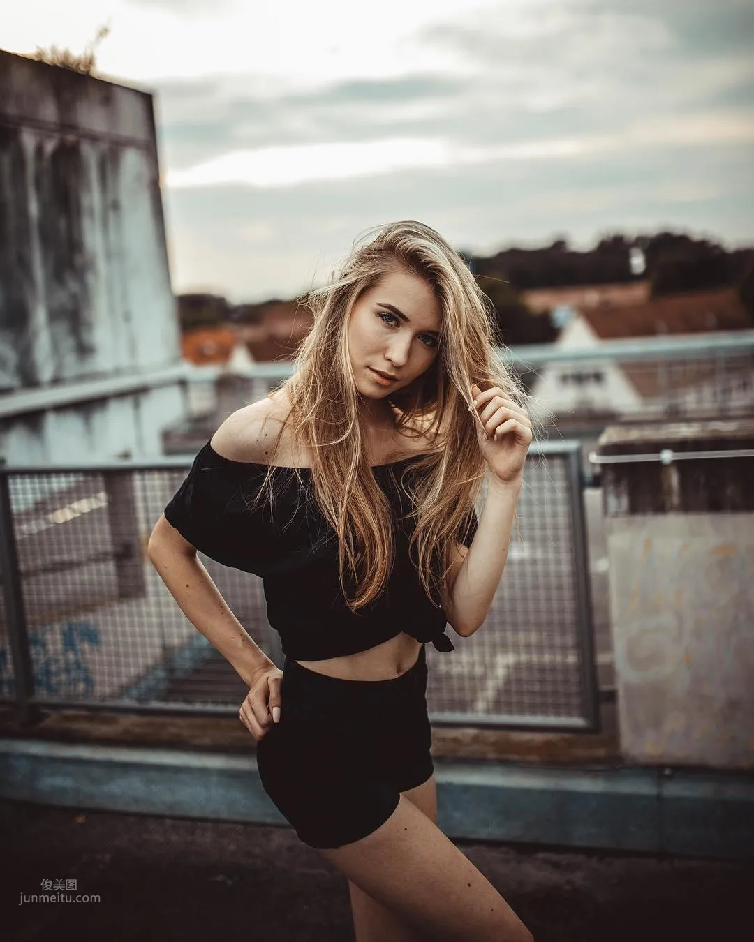 In Love! Beautiful Girl "Selina Kohler" Stunning Angel Face Captivates Netizens' Hearts photo 16