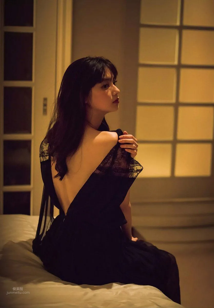 Yua Shinkawa, 2018 Weekly Playboy News Photos photo 21