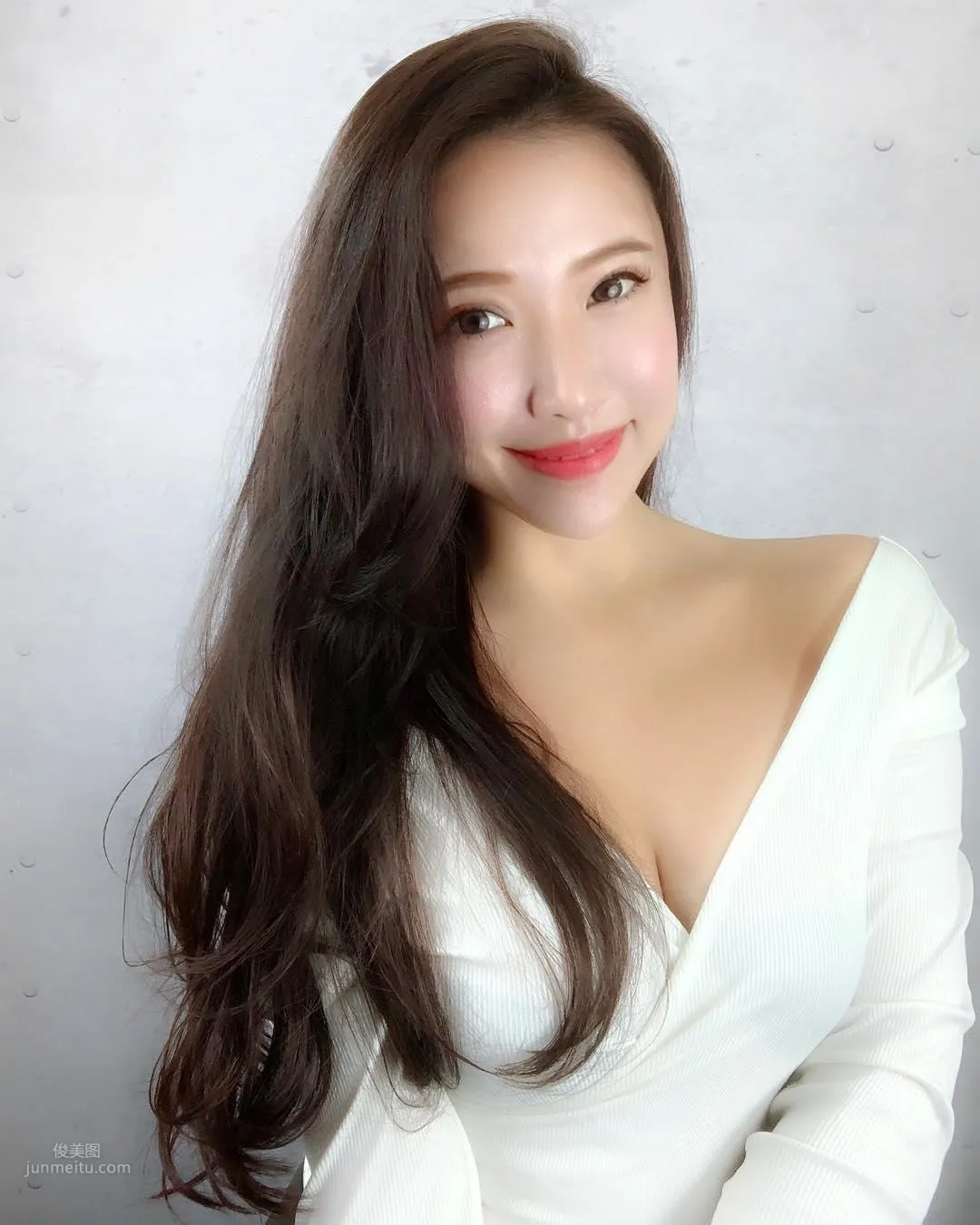 張恬甄- 激辛！特辣台灣歐派妹渾圓蜜桃臀 19