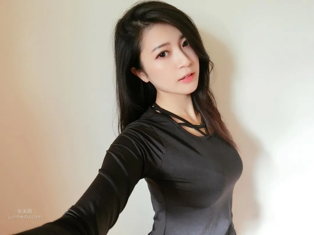 這種play也可以！台灣正妹「林珈伊」IG好精彩 11