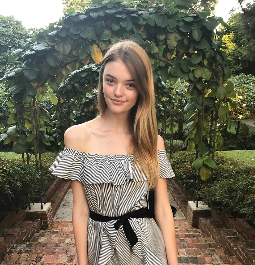 Willow Hand- 甜美妖精名模 10