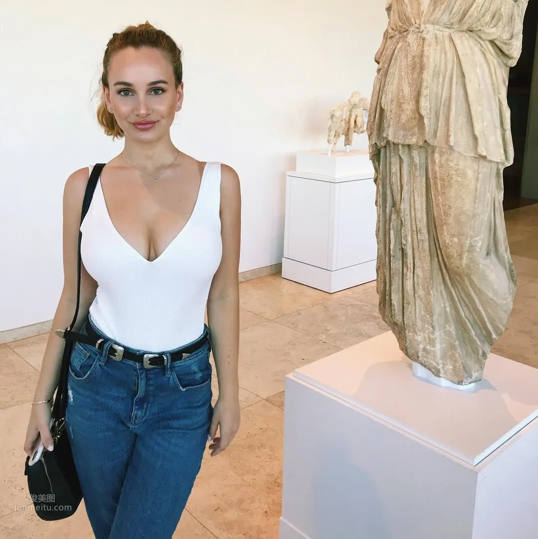 Anya Nicolodi, New IG Queen Model, Golden Hair and Fair Skin photo 41