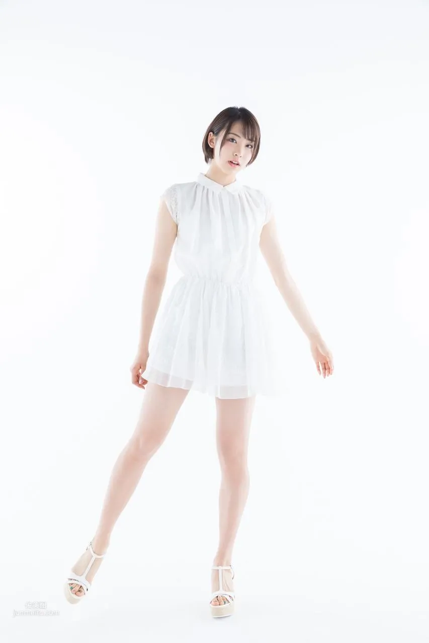 Nakada Hinako, HUSTLE PRESS 2017 Collection photo 2