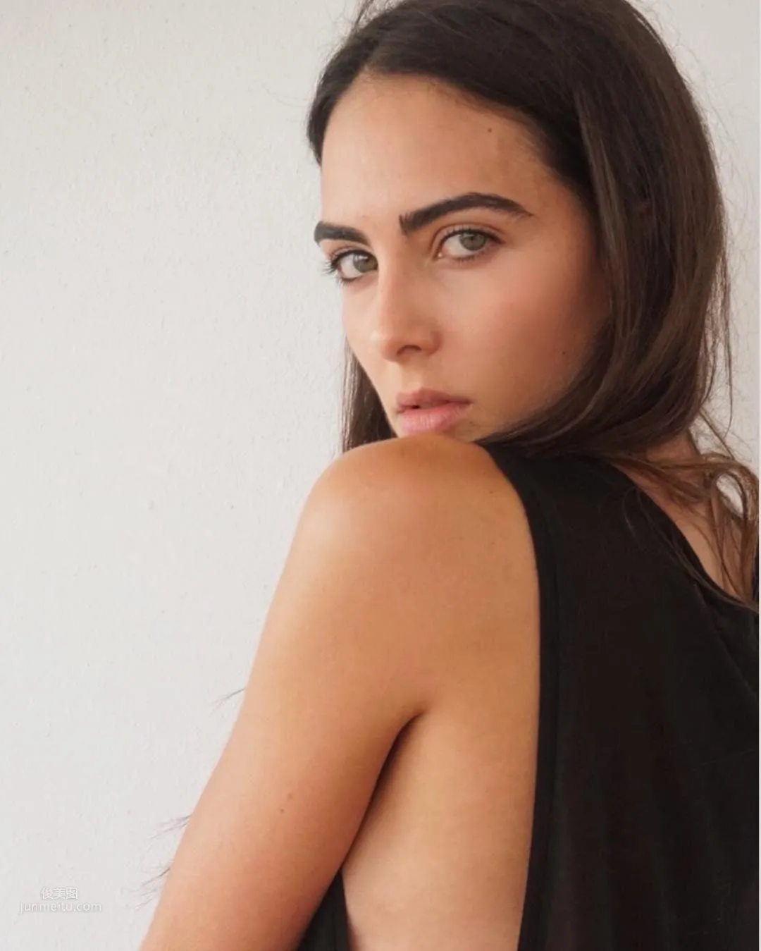 Daniela Botero - The World Cup's Number One Beauty! Her Sultry Figure Is Too Hot photo 25