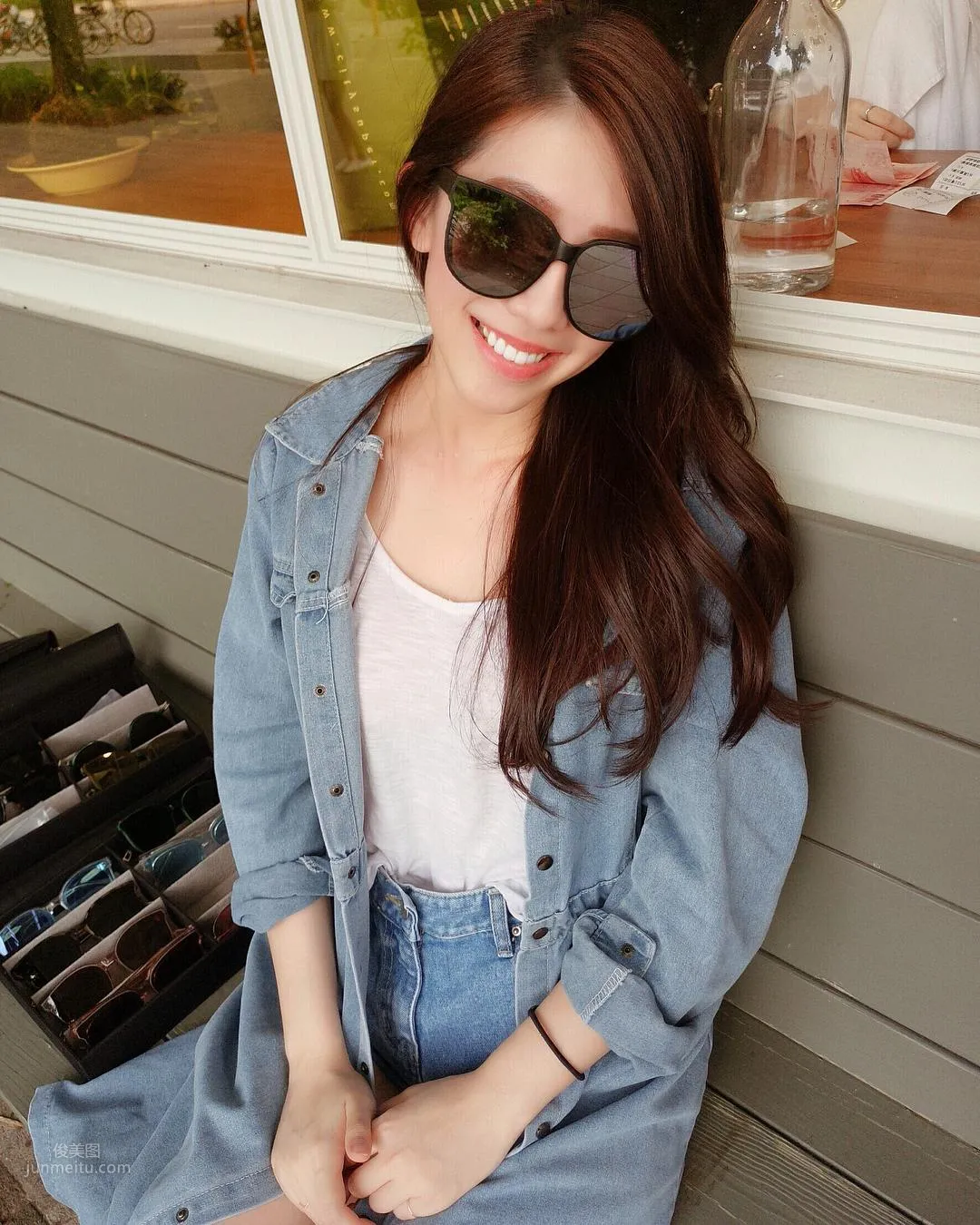 最美汽車接待員蔡芳婷 天使臉孔魔鬼身材誰能擋？ 23
