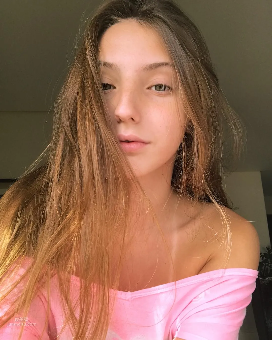 17歲的巴西妹Victoria 超胸曬痕過目不忘 8